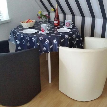 Ferienzimmer Fuer Zwei Am Strand Zingst Ngoại thất bức ảnh
